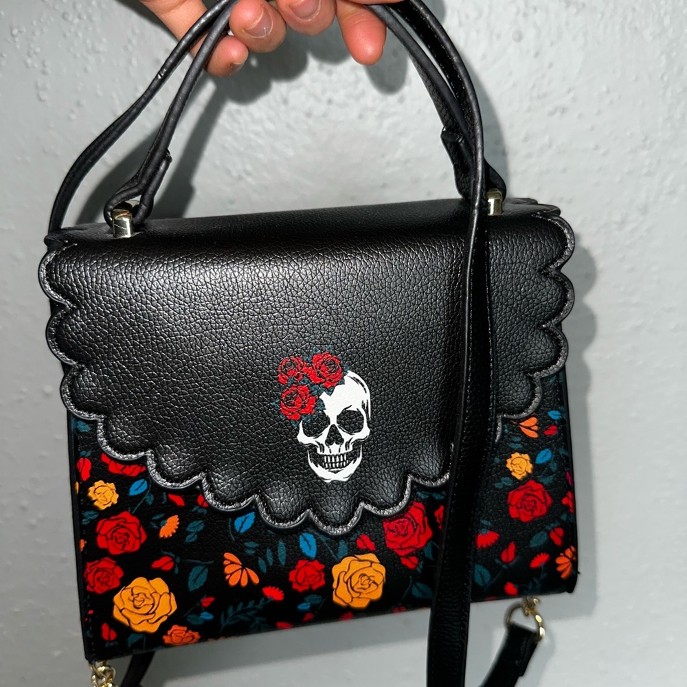 Black Floral Skull Scallop-Edge Crossbody Bag